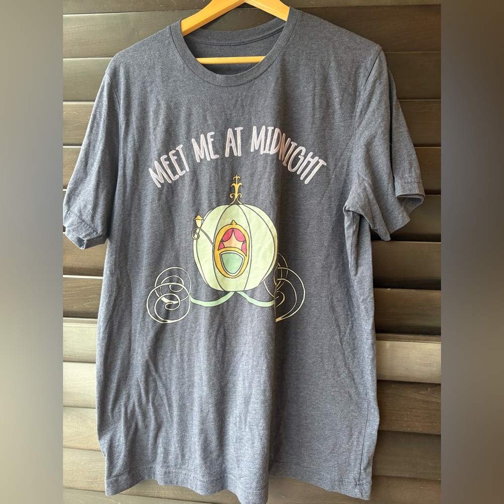 Women's XL Grey Meet Me At Midnight Cinderella Tshirt
